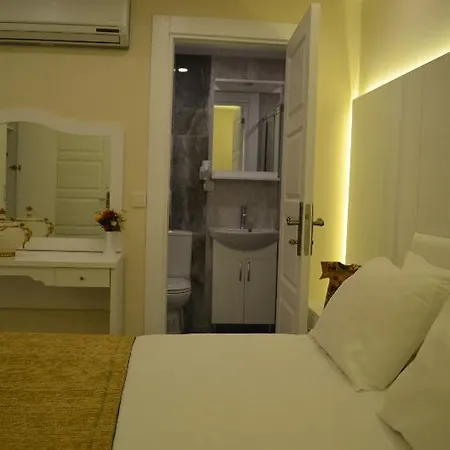 Hotel In 3*