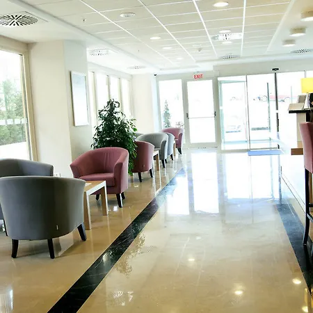 Express Istanbul-altunizade By Ihg 3* Istanbul