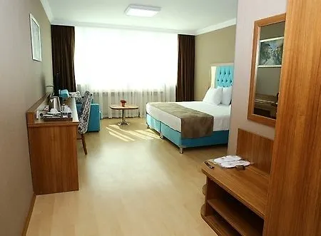 Hotel Golden Lounge 3*