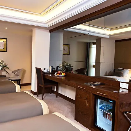 Hotel Eurostars Old 4*