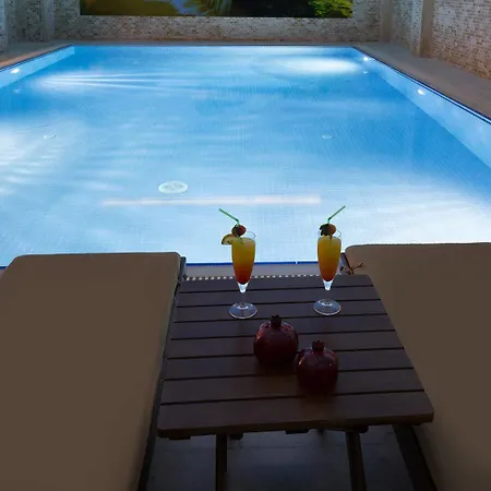 Otel Ramada By Wyndham Alibeykoy 4*