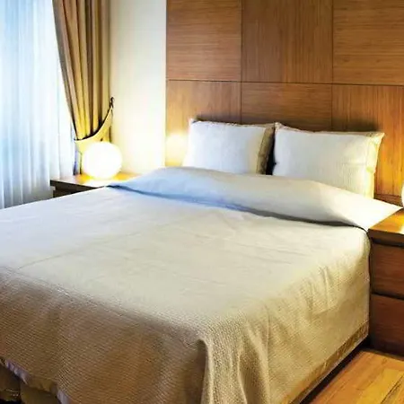 Hotel Taksim Town Besiktas 2*