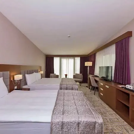 Land Park 4* Istanbul