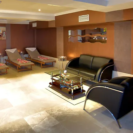 Tilia 4*