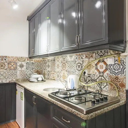 35 Tam Apart Otel 3*