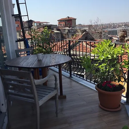 Апарт-отель The White Swan Beyoglu Стамбул