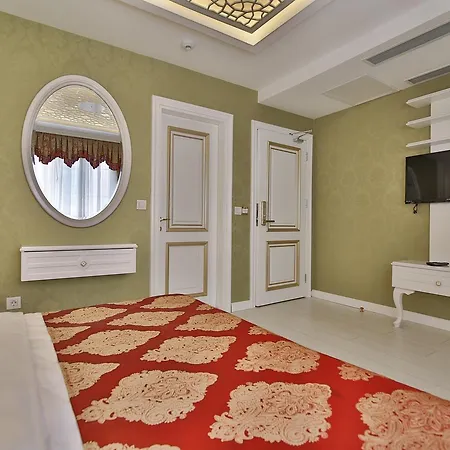 Queens Land Отель Стамбул