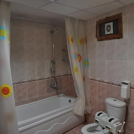 Bahaus * Provincia di Istanbul