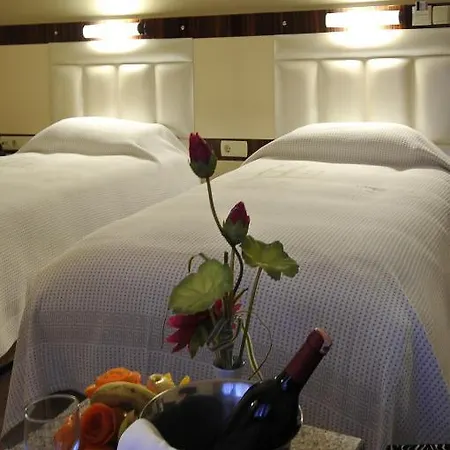 The Port Hotel 4*