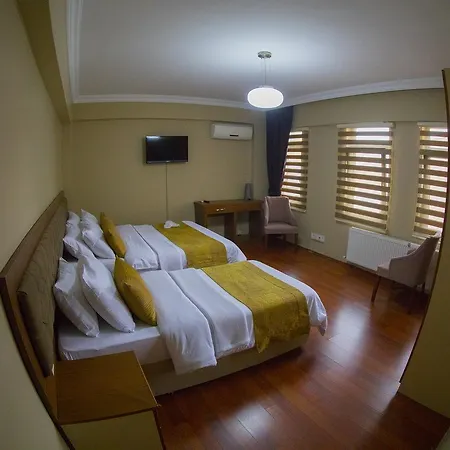 Ramparts Bed & Breakfast 3*