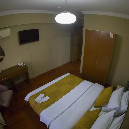 Ramparts Bed & Breakfast 3*