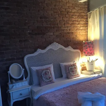 The White Swan Beyoglu Aparthotel Istanbul
