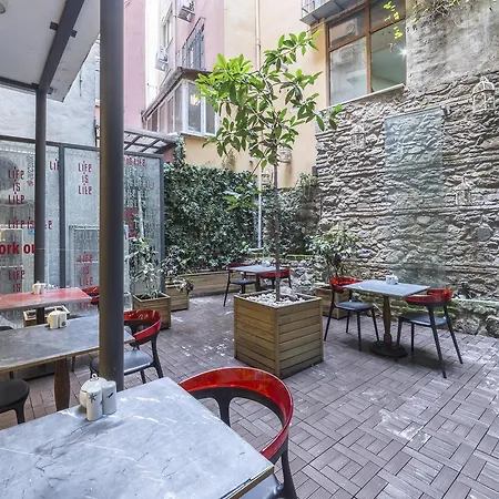 Nuru Ziya Otel