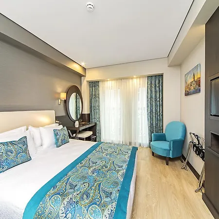 Hotel Mukarnas Taksim 3*