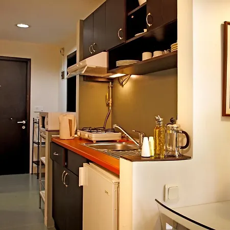 Apartahotel The Y