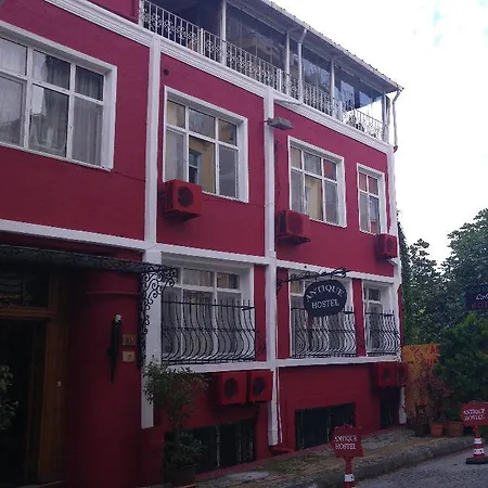 Antique Hostel
