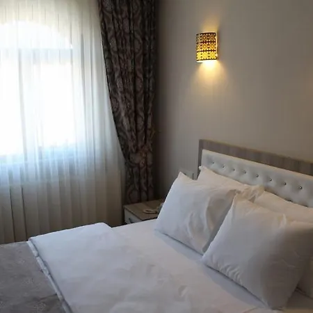 Ararat Penzion 2*
