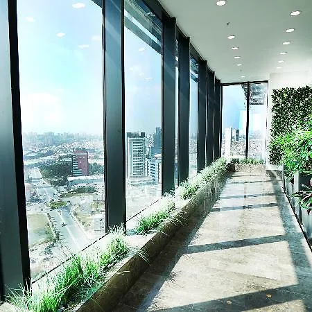 Hawthorn By Wyndham Airport 5*