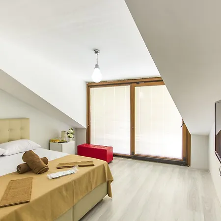 Aparthotel Vip Apart *