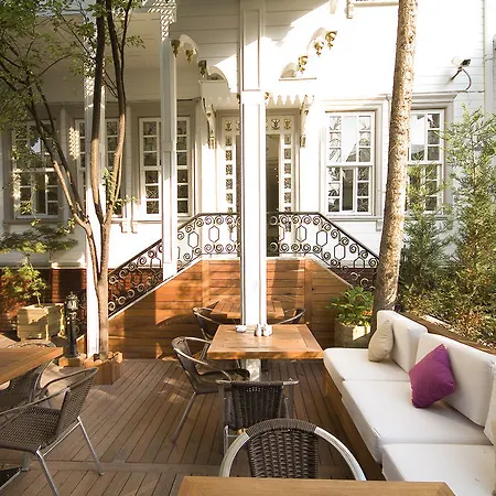 Avicenna Sultanahmet 4*