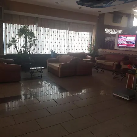 Rouge Noire Otel 3*