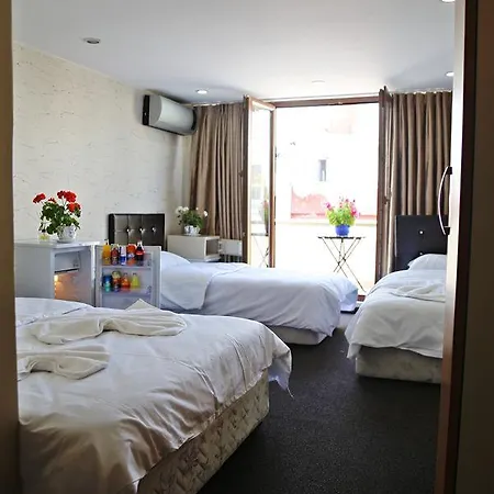 Aparthotel Family