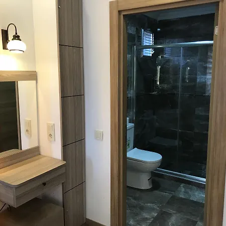 Hotel Harbour Old 3*
