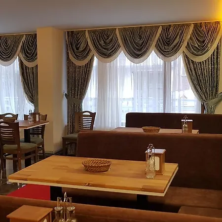 Otel Ak Star
