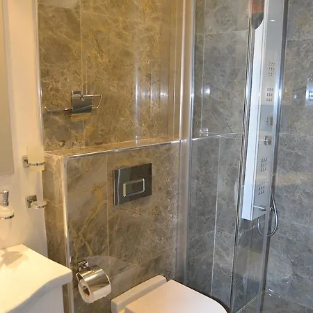 Kosher Yosef Ortakoy Hotel *