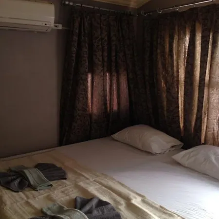 Hotel Bufes 2*