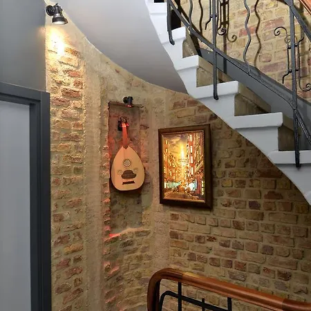 Hotel Pera Luna 3*