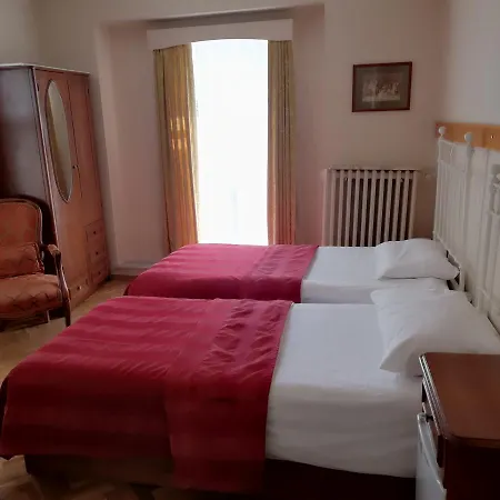 Turkoman Hotel 3*