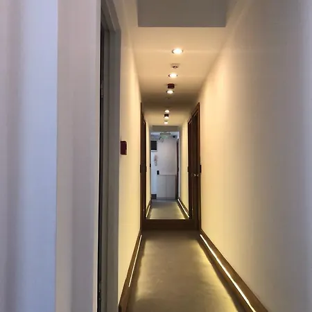 Aparthotel Black