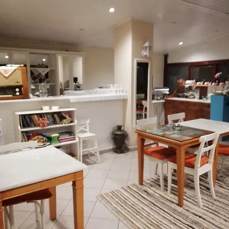 Turkoman Hotel 3*