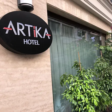 Hotel Artika 2*