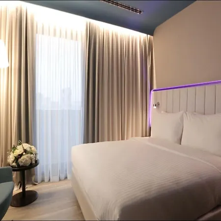 Park By Radisson Atasehir Отель Стамбул