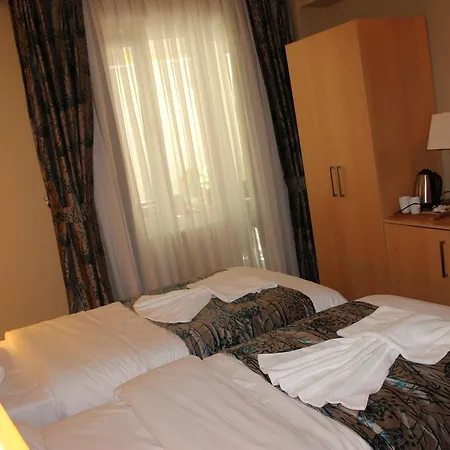 Artika Hotel 2*