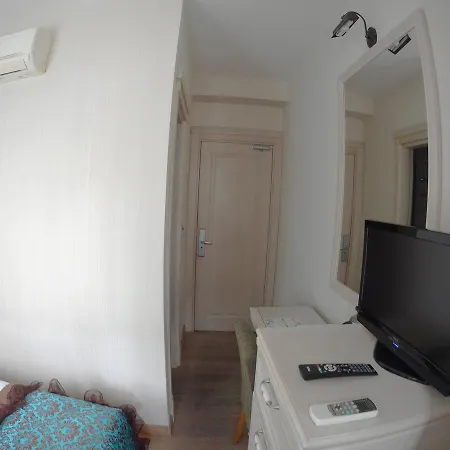 Hotel Novano 3*