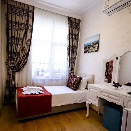Bed & Breakfast Paris Garden