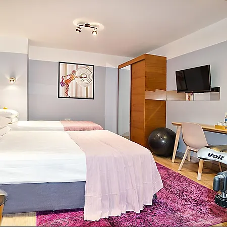Parkhouse & Estambul