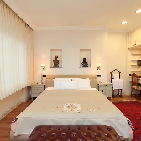 Apart Otel Lir Long İstanbul