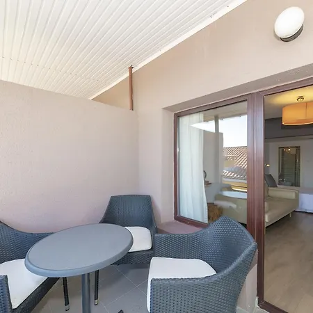 Rumours Hotel