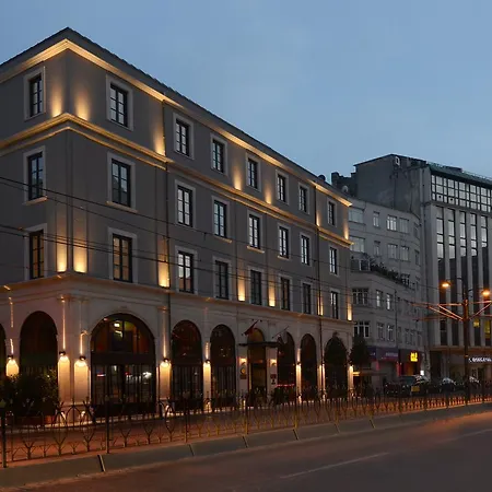 10 Karakoy 5*