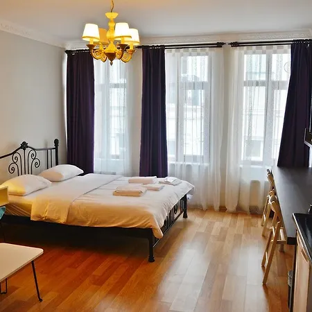 Chimera Pera Galata Apartment