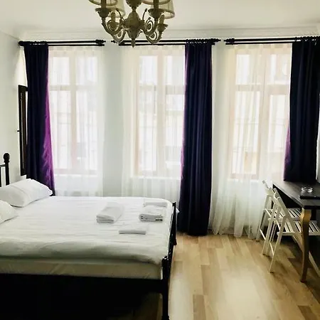 Chimera Pera Galata Apartment