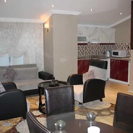 Regency World מלון 3*