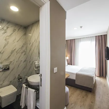Hotel Aston Taksim 4*