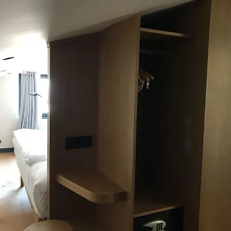 Bankerhan Galata - Adults Only Special Category איסטמבול