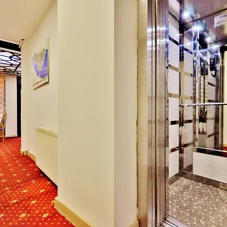 The Beyoglu House