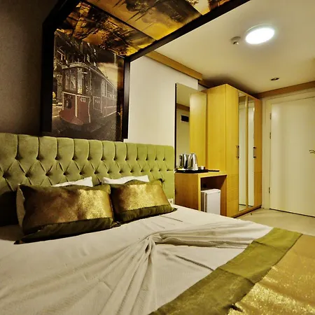 The Beyoglu House